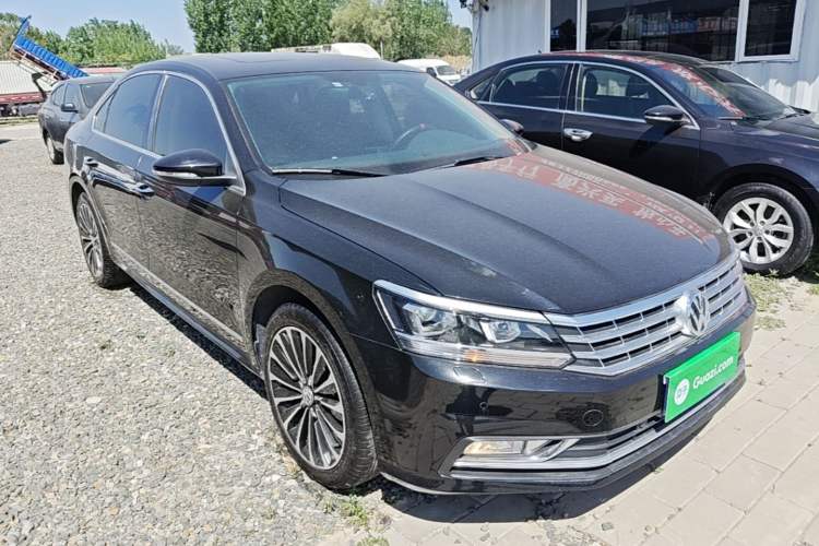 Used Volkswagen Passat 2017 330TSI DSG Prestige Edition Front Right 45 Deg