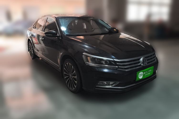 Used Volkswagen Passat 2017 330TSI DSG Prestige Edition Front Right 45 Deg