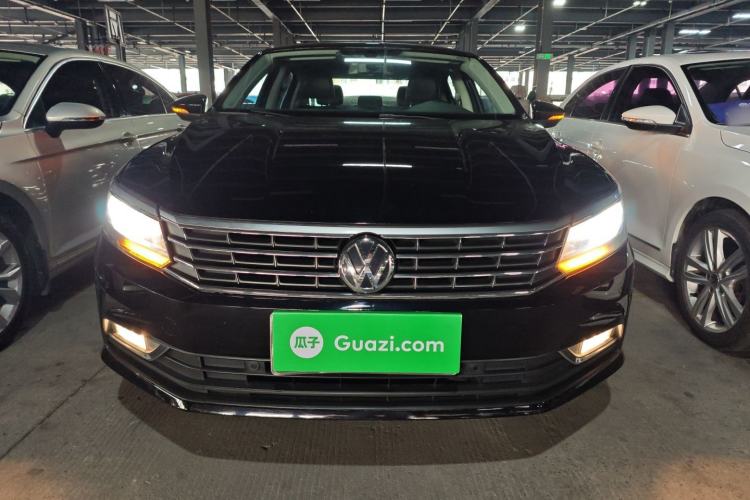 Used Volkswagen Passat 2017 330TSI DSG Luxury Edition Front