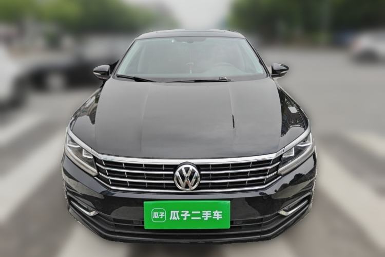 Used Volkswagen Passat 2017 330TSI DSG Luxury Edition Front