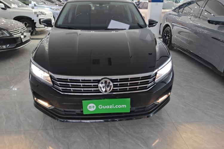 Used Volkswagen Passat 2017 330TSI DSG Luxury Edition Front