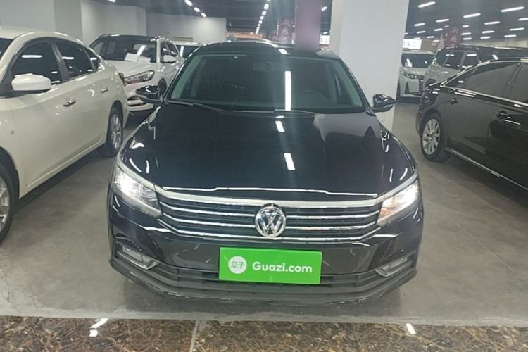 Used Volkswagen Passat 2017 280TSI DSG Luxury Edition Front