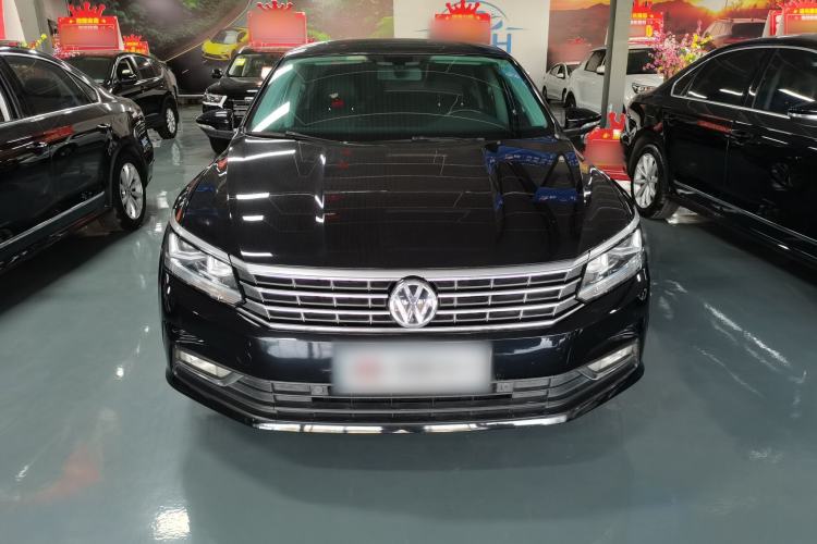 Used Volkswagen Passat 2017 330TSI DSG Luxury Edition Front