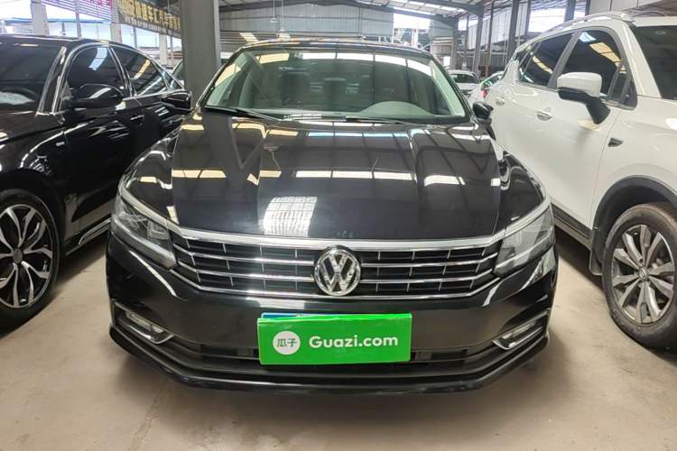 Used Volkswagen Passat 2017 330TSI DSG Luxury Edition Front