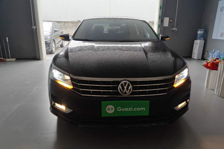 Used Volkswagen Passat 2017 330TSI DSG Luxury Edition Front