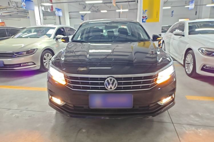 Used Volkswagen Passat 2017 330TSI DSG Luxury Edition Front