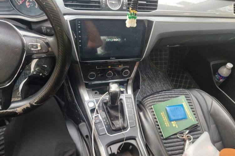 Used Volkswagen Passat 2017 1.8TSI DSG Government Procurement Version (CEA Engine) Gear Lever