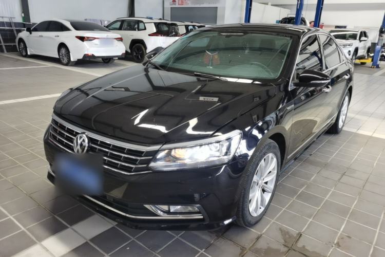 Used Volkswagen Passat 2017 330TSI DSG Luxury Edition Guazi used car, China used car export, Used car for sale, Used  cars, Cheapest cars for sale