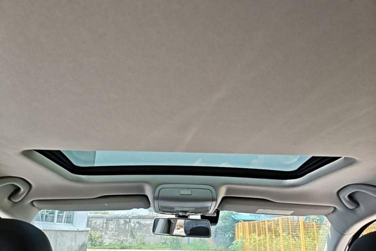 Used Volkswagen Passat 2017 330TSI DSG Luxury Edition Headliner