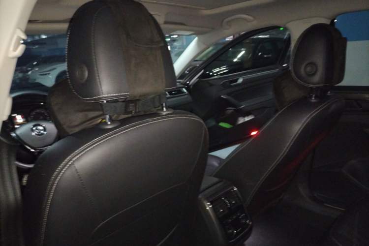 Used Volkswagen Passat 2017 330TSI DSG Prestige Edition Headliner