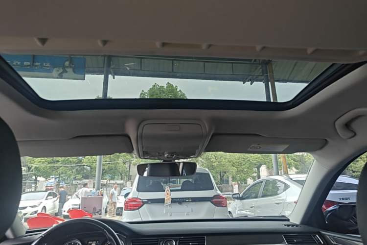 Used Volkswagen Passat 2017 330TSI DSG Prestige Edition Headliner