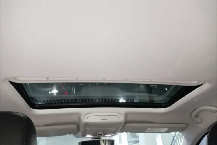 Used Volkswagen Passat 2017 330TSI DSG Prestige Edition Headliner
