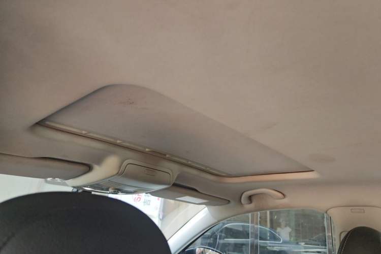 Used Volkswagen Passat 2017 330TSI DSG Luxury Edition Headliner