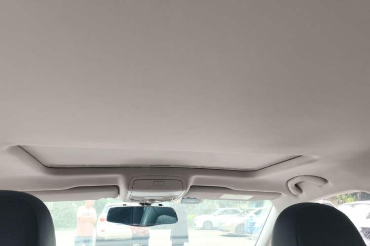 Used Volkswagen Passat 2017 330TSI DSG Luxury Edition Headliner