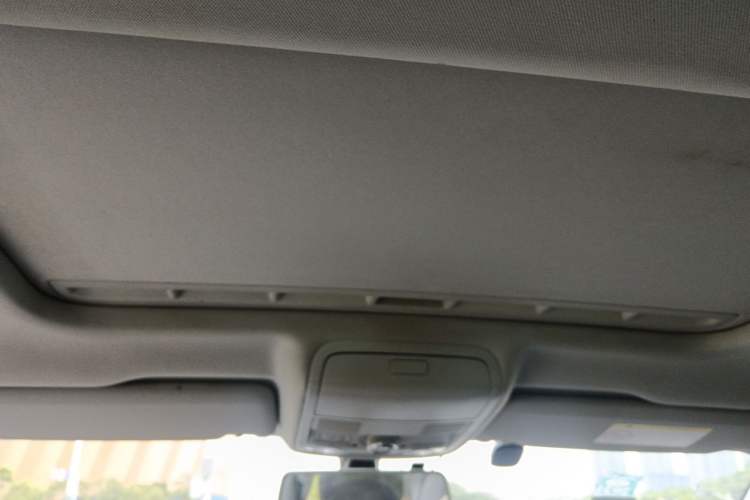 Used Volkswagen Passat 2017 330TSI DSG Luxury Edition Headliner