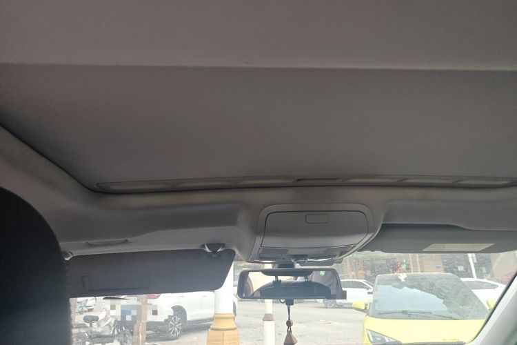 Used Volkswagen Passat 2017 330TSI DSG Luxury Edition Headliner