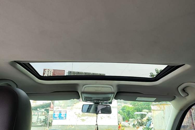 Used Volkswagen Passat 2017 280TSI DSG Luxury Edition Headliner
