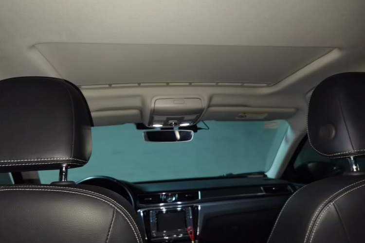 Used Volkswagen Passat 2017 330TSI DSG Prestige Edition Headliner