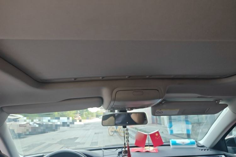 Used Volkswagen Passat 2017 330TSI DSG Luxury Edition Headliner