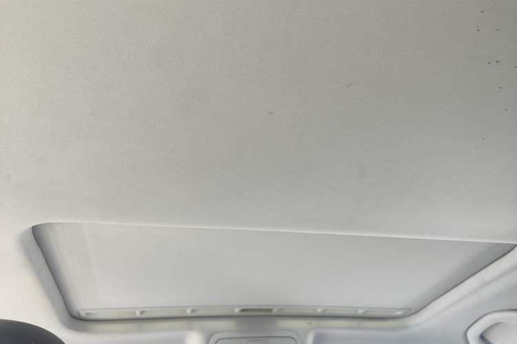 Used Volkswagen Passat 2017 330TSI DSG Luxury Edition Headliner