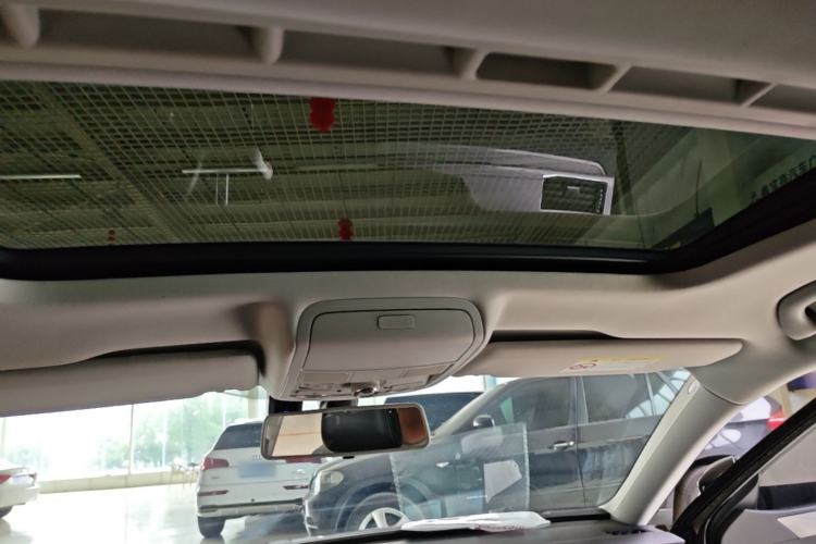 Used Volkswagen Passat 2017 280TSI DSG Luxury Edition Headliner