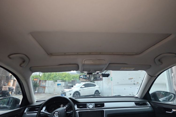 Used Volkswagen Passat 2017 330TSI DSG Luxury Edition Headliner