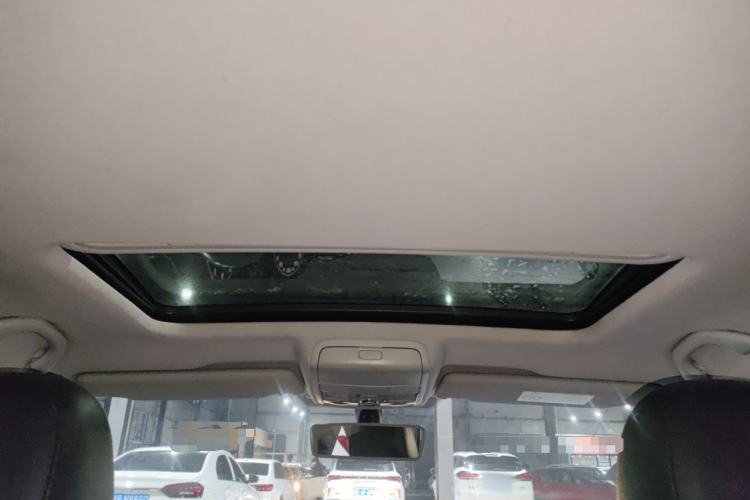 Used Volkswagen Passat 2017 330TSI DSG Luxury Edition Headliner