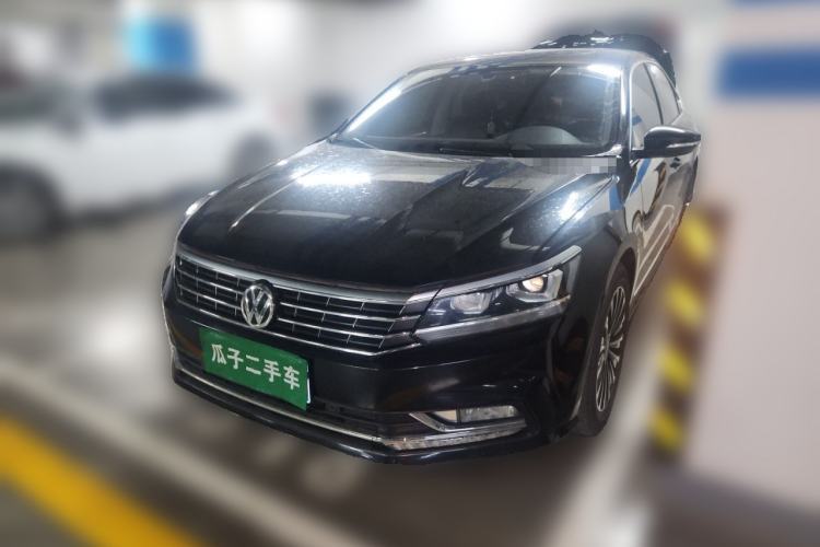 Used Volkswagen Passat 2017 280TSI DSG Luxury Edition Guazi used car, China used car export, Used car for sale, Used  cars, Cheapest cars for sale