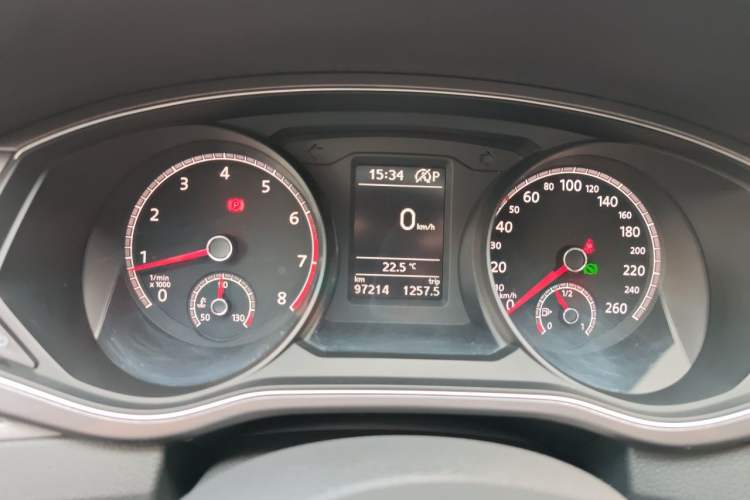 Used Volkswagen Passat 2017 330TSI DSG Luxury Edition Instrument Cluster