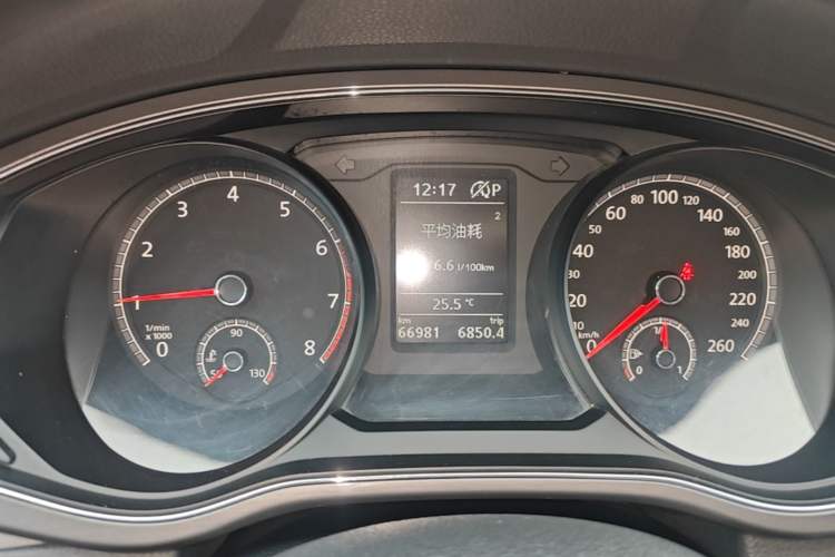 Used Volkswagen Passat 2017 330TSI DSG Luxury Edition Instrument Cluster