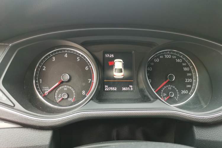 Used Volkswagen Passat 2017 330TSI DSG Prestige Edition Instrument Cluster
