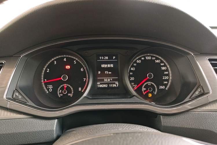 Used Volkswagen Passat 2017 330TSI DSG Luxury Edition Instrument Cluster