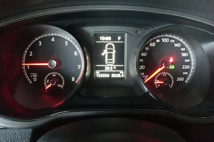 Used Volkswagen Passat 2017 330TSI DSG Luxury Edition Instrument Cluster