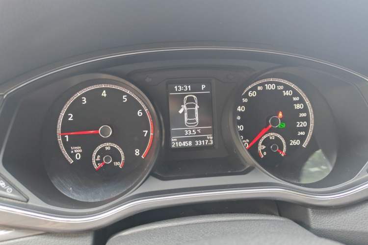 Used Volkswagen Passat 2017 330TSI DSG Luxury Edition Instrument Cluster