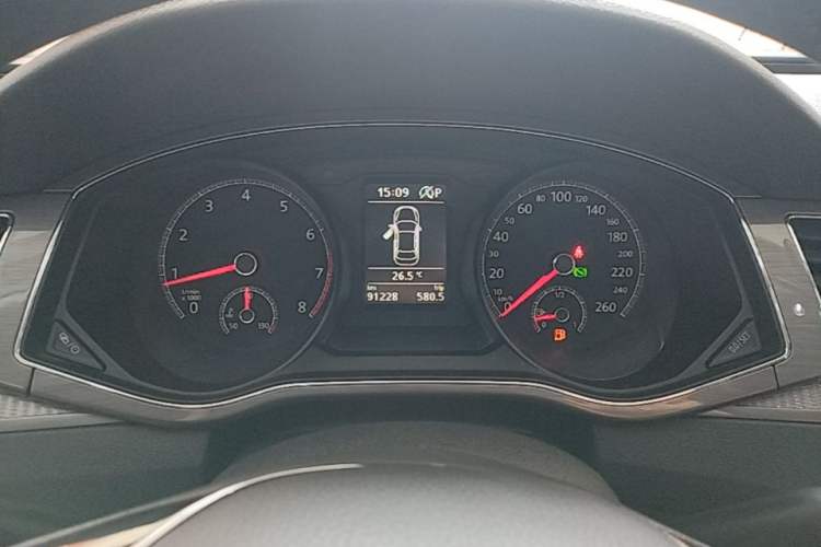 Used Volkswagen Passat 2017 330TSI DSG Luxury Edition Instrument Cluster