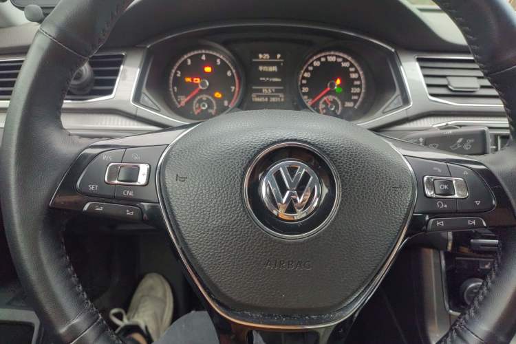 Used Volkswagen Passat 2017 330TSI DSG Luxury Edition Instrument Cluster