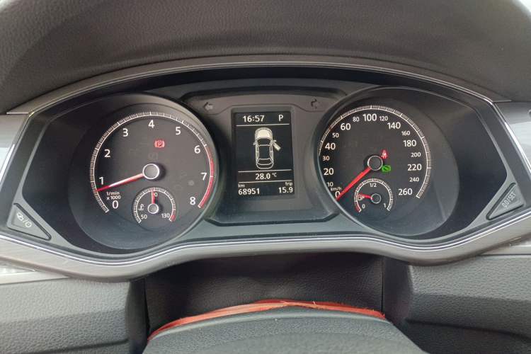 Used Volkswagen Passat 2017 330TSI DSG Luxury Edition Instrument Cluster