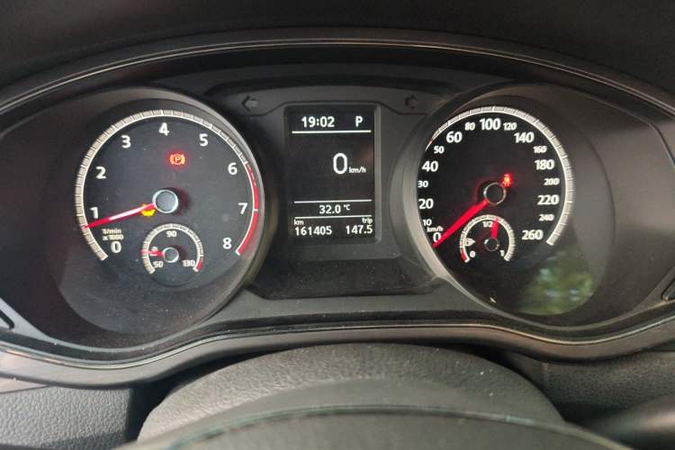 Used Volkswagen Passat 2017 330TSI DSG Luxury Edition Instrument Cluster