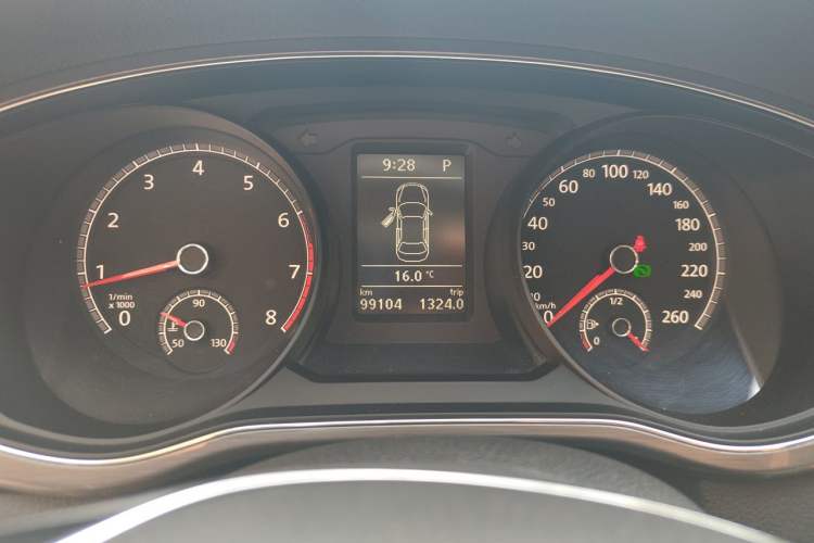 Used Volkswagen Passat 2017 330TSI DSG Luxury Edition Instrument Cluster