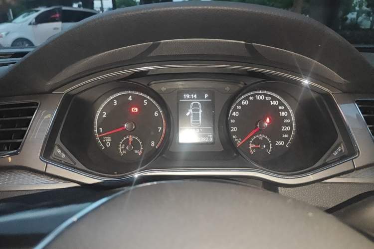 Used Volkswagen Passat 2017 330TSI DSG Luxury Edition Instrument Cluster