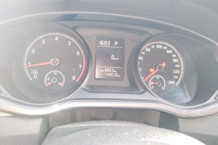 Used Volkswagen Passat 2017 330TSI DSG Luxury Edition Instrument Cluster
