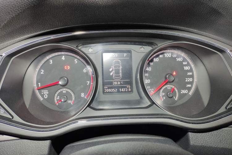 Used Volkswagen Passat 2017 330TSI DSG Luxury Edition Instrument Cluster