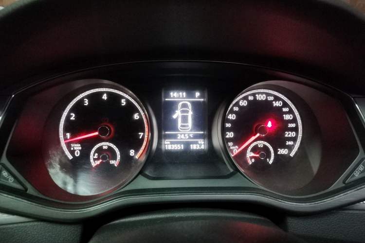 Used Volkswagen Passat 2017 330TSI DSG Luxury Edition Instrument Cluster