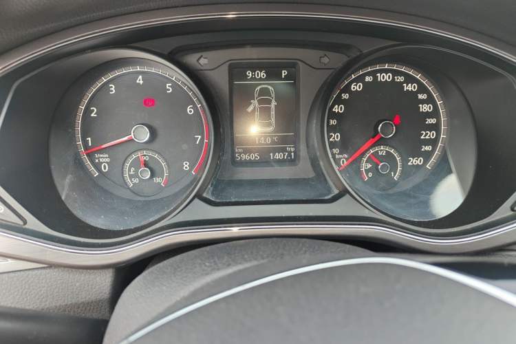 Used Volkswagen Passat 2017 330TSI DSG Luxury Edition Instrument Cluster