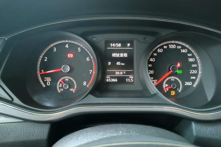 Used Volkswagen Passat 2017 330TSI DSG Luxury Edition Instrument Cluster