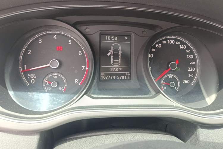 Used Volkswagen Passat 2017 330TSI DSG Luxury Edition Instrument Cluster