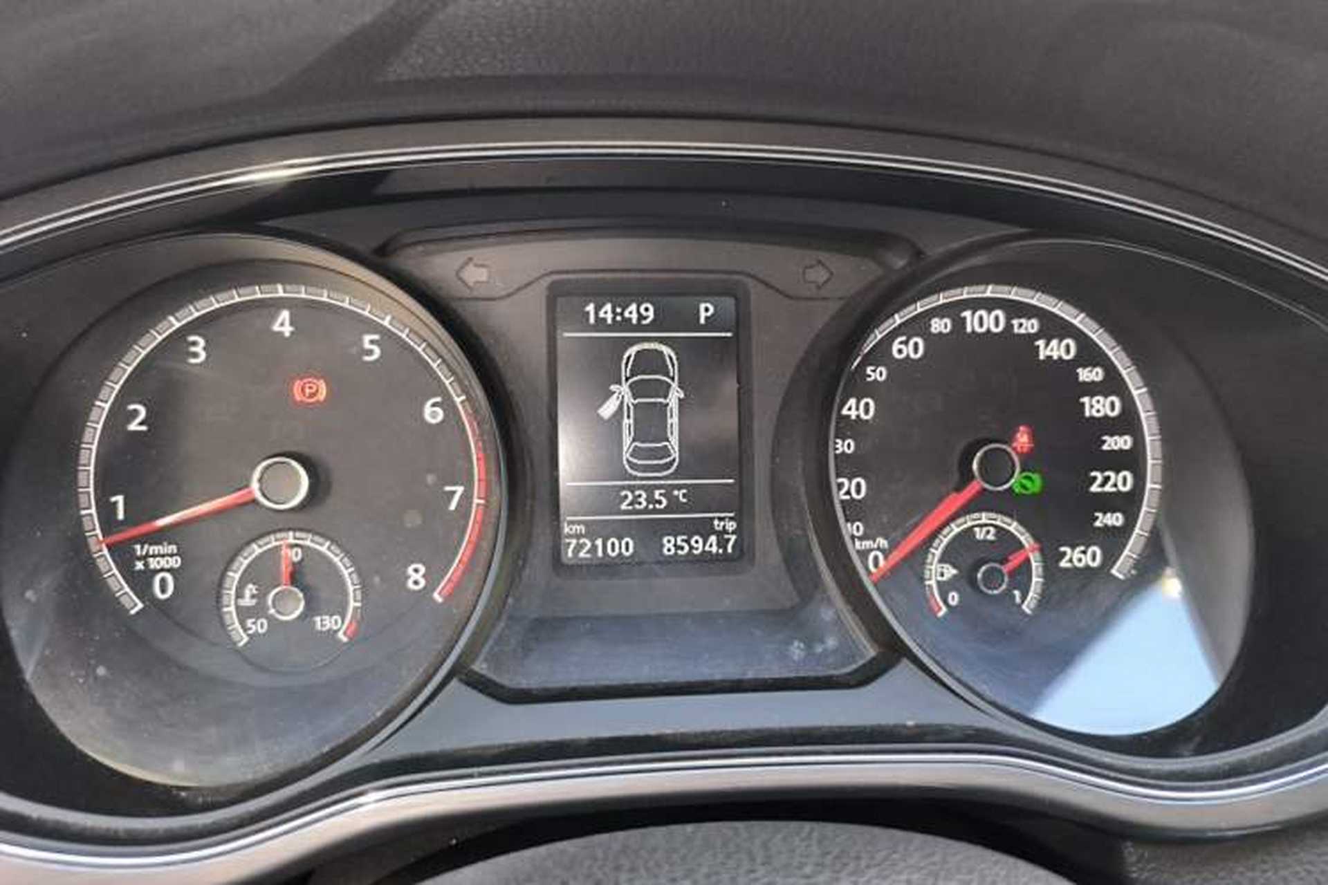 Used Volkswagen Passat 2017 330TSI DSG Luxury Edition Instrument Cluster