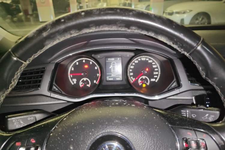 Used Volkswagen Passat 2017 330TSI DSG Luxury Edition Instrument Cluster