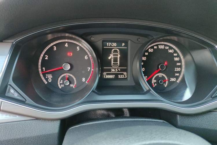Used Volkswagen Passat 2017 330TSI DSG Luxury Edition Instrument Cluster