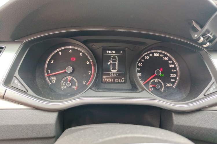 Used Volkswagen Passat 2017 330TSI DSG Luxury Edition Instrument Cluster